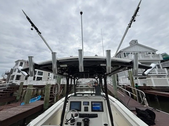 Slide: The Image of Hydra-Sports 3400 CC 2015 - 13