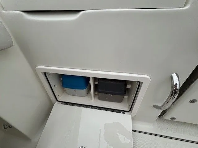 Slide: The Image of Hydra-Sports 3400 CC 2015 - 23