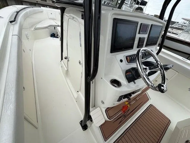 Slide: The Image of Hydra-Sports 3400 CC 2015 - 7