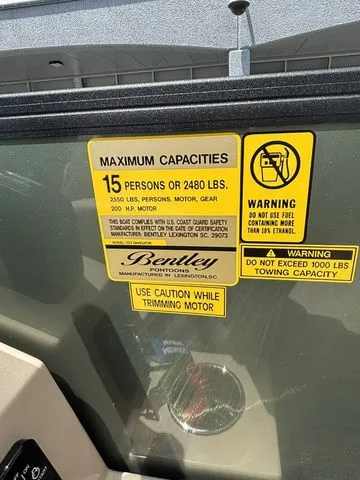 Slide: The Image of Bentley Pontoons 223 Legacy Navigator / Suzuki 150Hp 2026 - 22