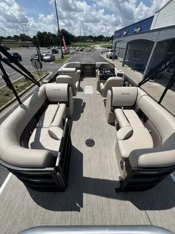 Slide: The Image of Bentley Pontoons 223 Legacy Navigator / Suzuki 150Hp 2026 - 30