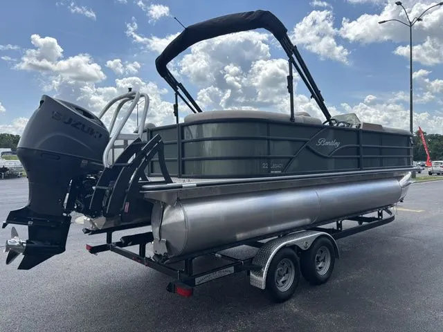 Slide: The Image of Bentley Pontoons 223 Legacy Navigator / Suzuki 150Hp 2026 - 5