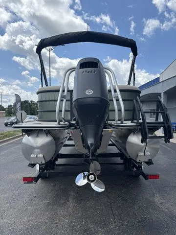 Slide: The Image of Bentley Pontoons 223 Legacy Navigator / Suzuki 150Hp 2026 - 6