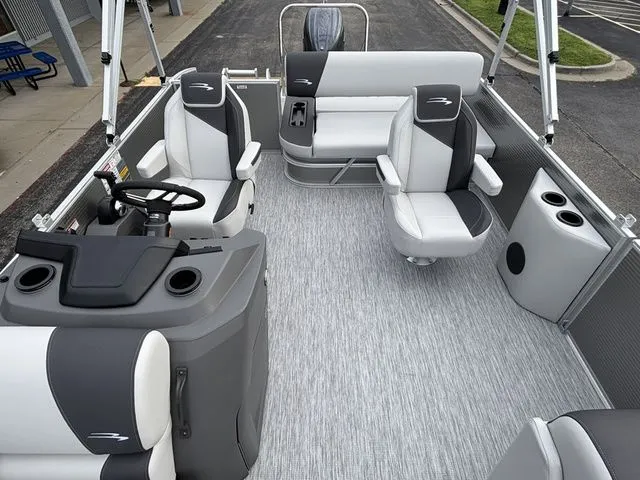 Slide: The Image of Bennington 22 SSB / YAMAHA VF150 2026 - 12