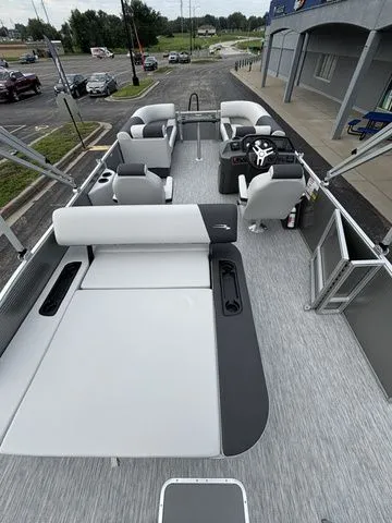 Slide: The Image of Bennington 22 SSB / YAMAHA VF150 2026 - 29