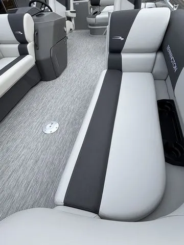 Slide: The Image of Bennington 22 SSB / YAMAHA VF150 2026 - 9