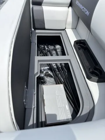 Slide: The Image of Bennington 22 SSR / YAMAHA VF150 2026 - 12