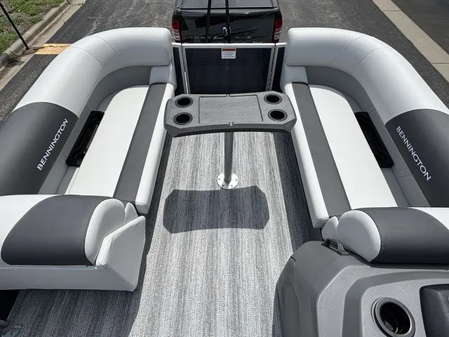 Slide: The Image of Bennington 22 SSR / YAMAHA VF150 2026 - 13