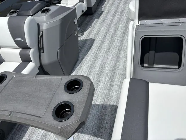 Slide: The Image of Bennington 22 SSR / YAMAHA VF150 2026 - 14