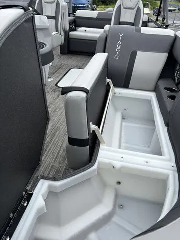 Slide: The Image of Viaggio X22S/ SUZUKI DF200 ATXSS5 2026 - 13