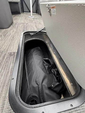 Slide: The Image of Viaggio X22S/ SUZUKI DF200 ATXSS5 2026 - 18