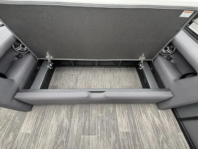 Slide: The Image of Viaggio X22S/ SUZUKI DF200 ATXSS5 2026 - 25