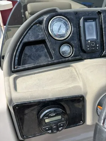 Slide: The Image of Palm Beach 240 / Mercury 150 2017 - 17