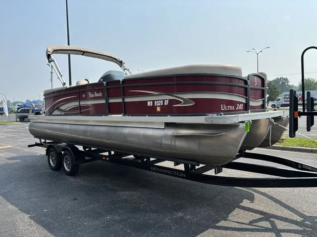 Slide: The Image of Palm Beach 240 / Mercury 150 2017 - 3