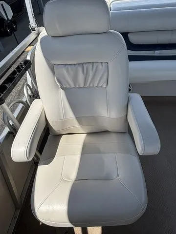 Slide: The Image of Starcraft Orion 240SC / Merc 115hp 2003 - 32