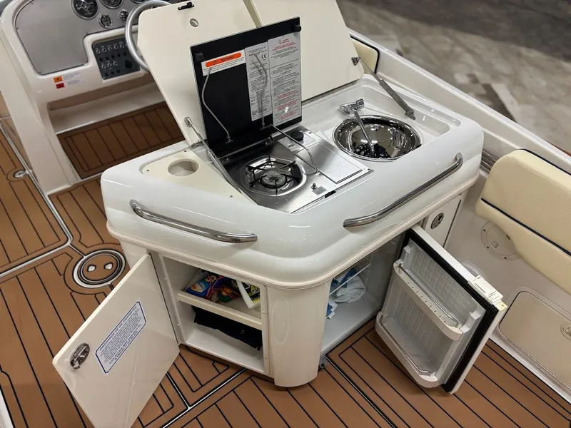 Slide: The Image of 2003 Chris-Craft Launch 28 11 - 11