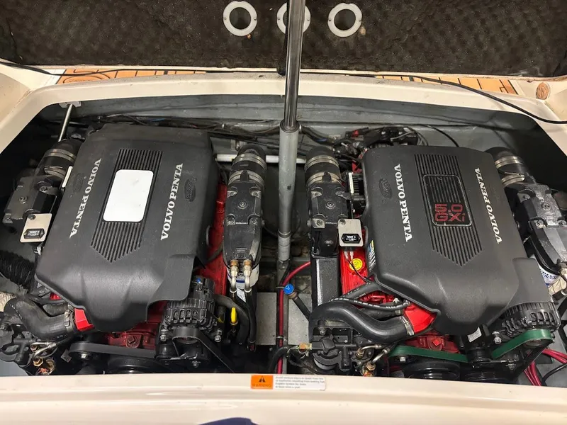 Slide: The Image of 2003 Chris-Craft Launch 28 21 - 21