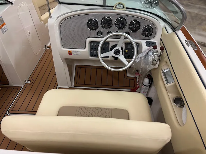 Slide: The Image of 2003 Chris-Craft Launch 28 27 - 27