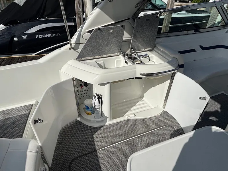 Slide: The Image of 2006 Formula 330 Sun Sport 11 - 11