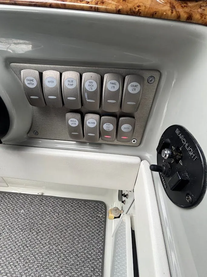 Slide: The Image of 2006 Formula 330 Sun Sport 34 - 34