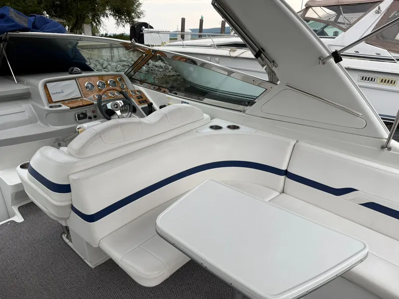 Slide: The Image of 2006 Formula 330 Sun Sport 8 - 8