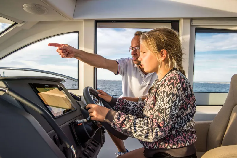 Slide: The Image of Nimbus 305 Coupe - 17