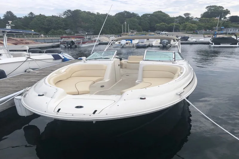 The Image of Sea Ray 240 Sundancer 2001 - 0