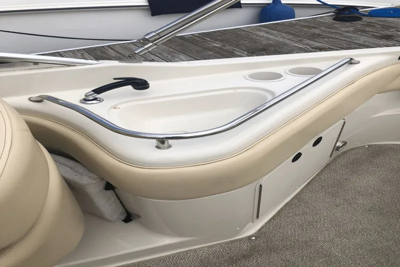 Slide: The Image of Sea Ray 240 Sundancer 2001 - 5