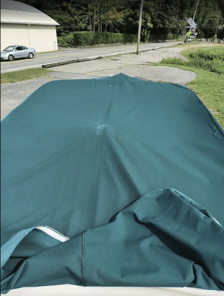 Slide: The Image of Crownline Boats 225 BR 2000 - 16