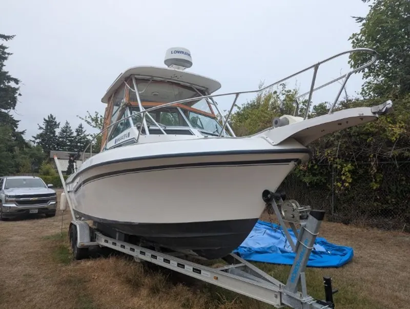 Slide: The Image of Grady-White Gulfstream 1990 - 5