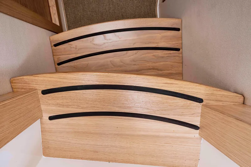 Slide: The Image of Nimbus 365 Coupe - 28