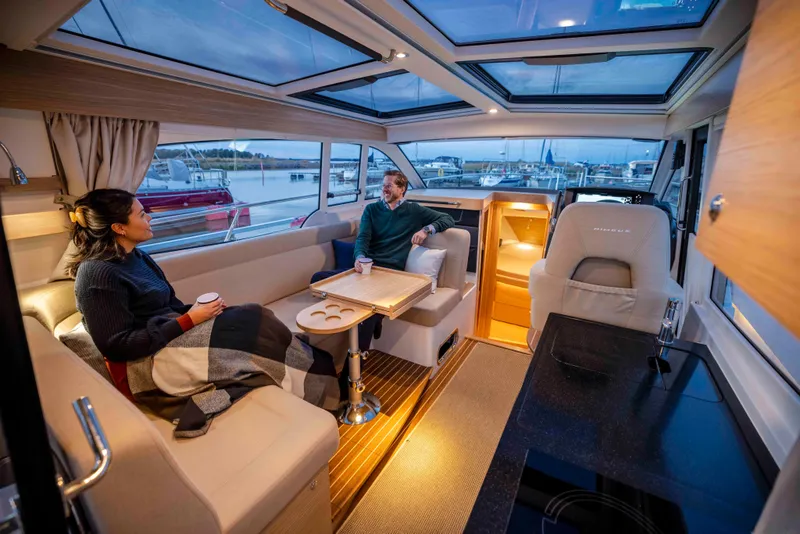 Slide: The Image of Nimbus 365 Coupe - 30