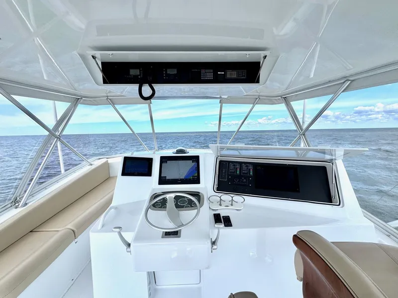 Slide: The Image of Viking 50 Convertible 2000 - 10