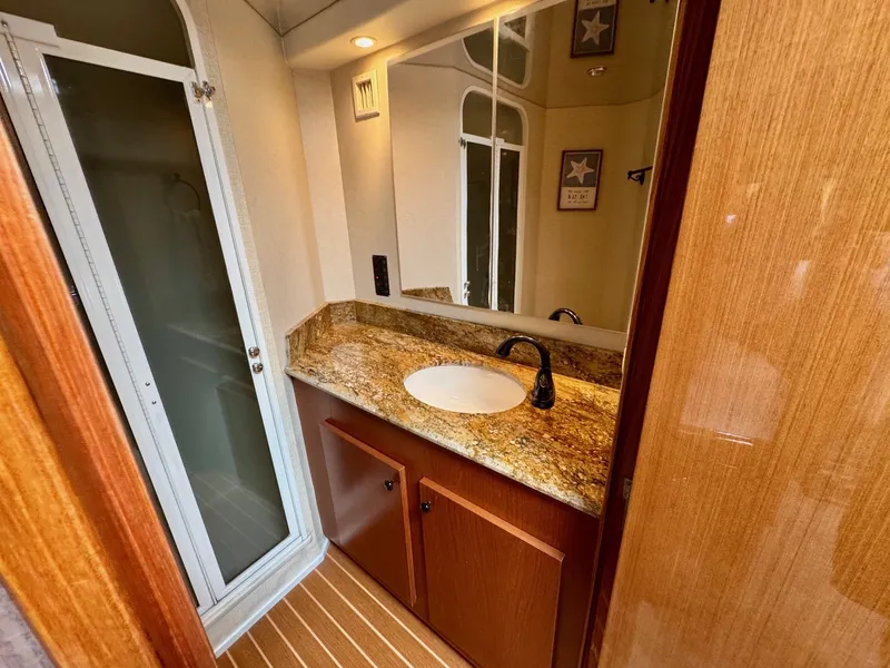 Slide: The Image of Viking 50 Convertible 2000 - 31