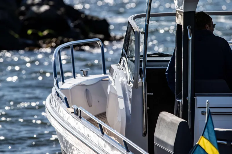 Slide: The Image of Nimbus Tender 11- Helm - 8