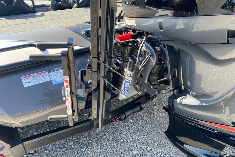 Slide: The Image of 2026 Skeeter FXR21 FLEX boat engine and rear extender detail. - 8