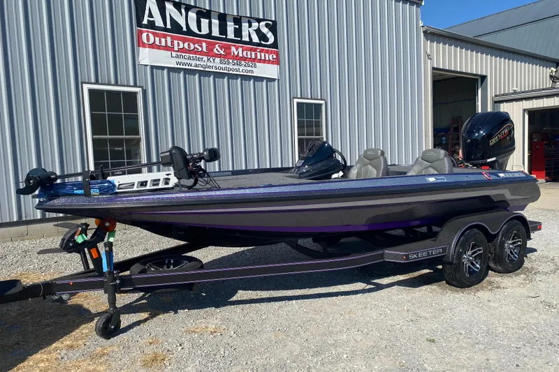 Slide: The Image of 2026 Skeeter ZX200 boat at Angler's Outpost & Marine, Lancaster, KY. - 3