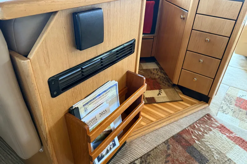 Slide: The Image of U-Line automatic ice maker inside 1999 Bayliner 3988 Command Bridge Motoryacht. - 17