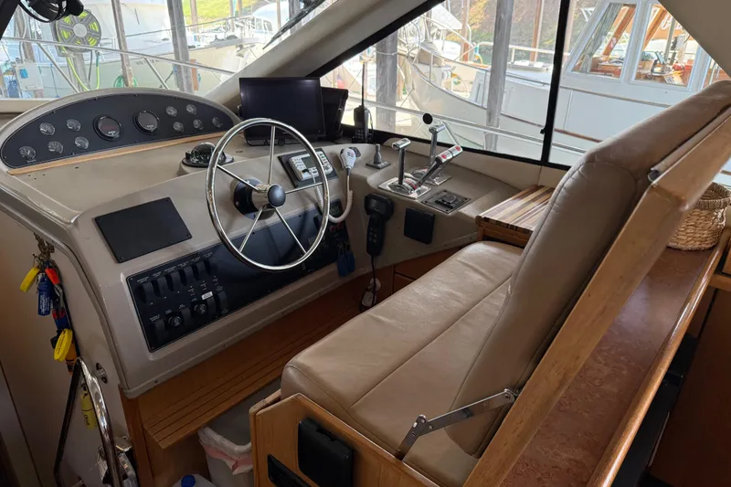 Slide: The Image of Stove and oven in 1999 Bayliner 3988 Command Bridge Motoryacht kitchen. - 24