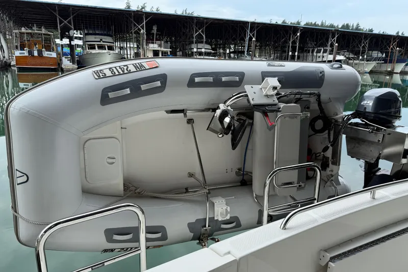 Slide: The Image of Engine room of 1999 Bayliner 3988 with Parker Racor fuel filters and wiring. - 78