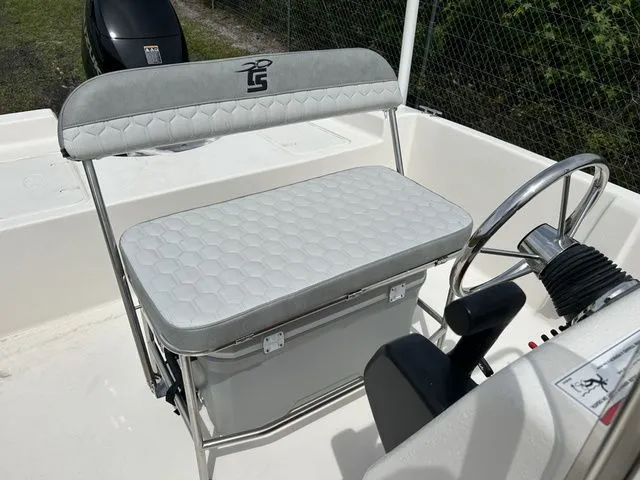 Slide: The Image of Carolina EV180 Sea Skiff 2024 - 12