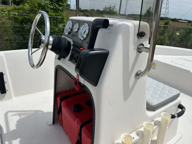 Slide: The Image of Carolina EV180 Sea Skiff 2024 - 4