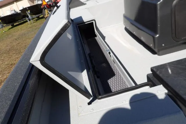 Slide: The Image of SeaArk SHADOW 20T ELITE CC 2024 - 13