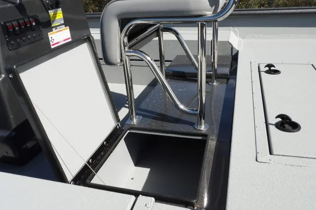 Slide: The Image of SeaArk SHADOW 20T ELITE CC 2024 - 14