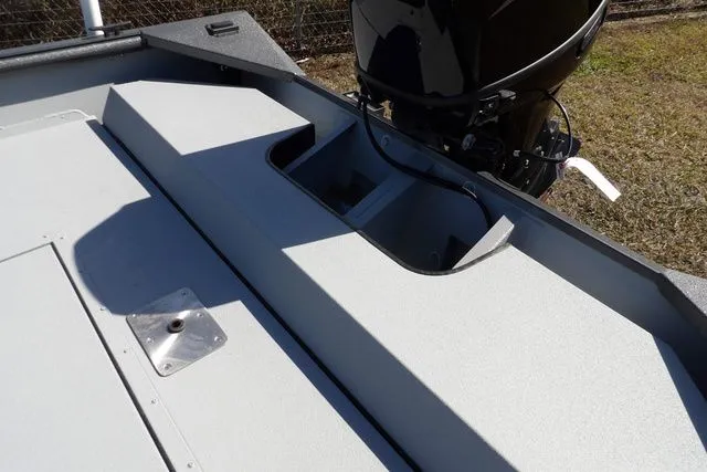 Slide: The Image of SeaArk SHADOW 20T ELITE CC 2024 - 3