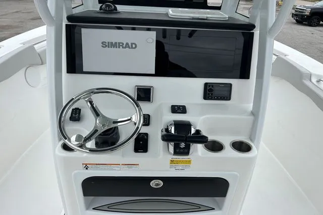 Slide: The Image of Sea Pro 262 DLX OFFSHORE 2025 - 10