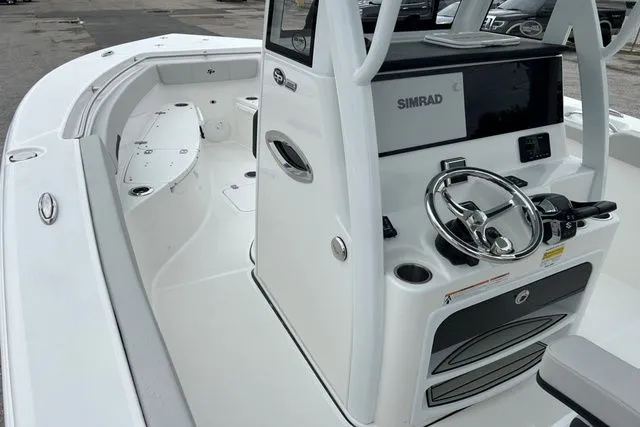 Slide: The Image of Sea Pro 262 DLX OFFSHORE 2025 - 15