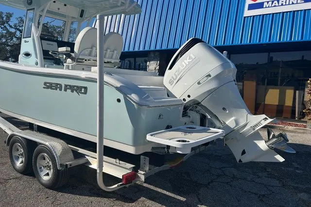 Slide: The Image of Sea Pro 242 DLX DEEP-V 2025 - 3