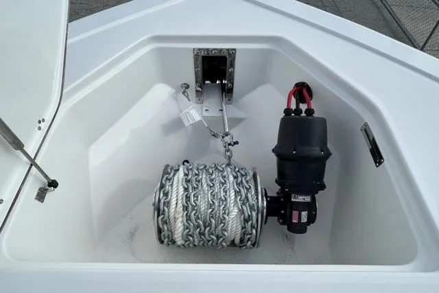 Slide: The Image of Sea Pro 292 Offshore 2025 - 13