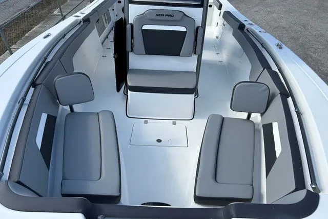 Slide: The Image of Sea Pro 292 Offshore 2025 - 32